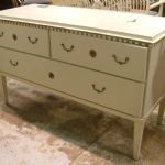 379 4396 CHEST OF DRAWERS